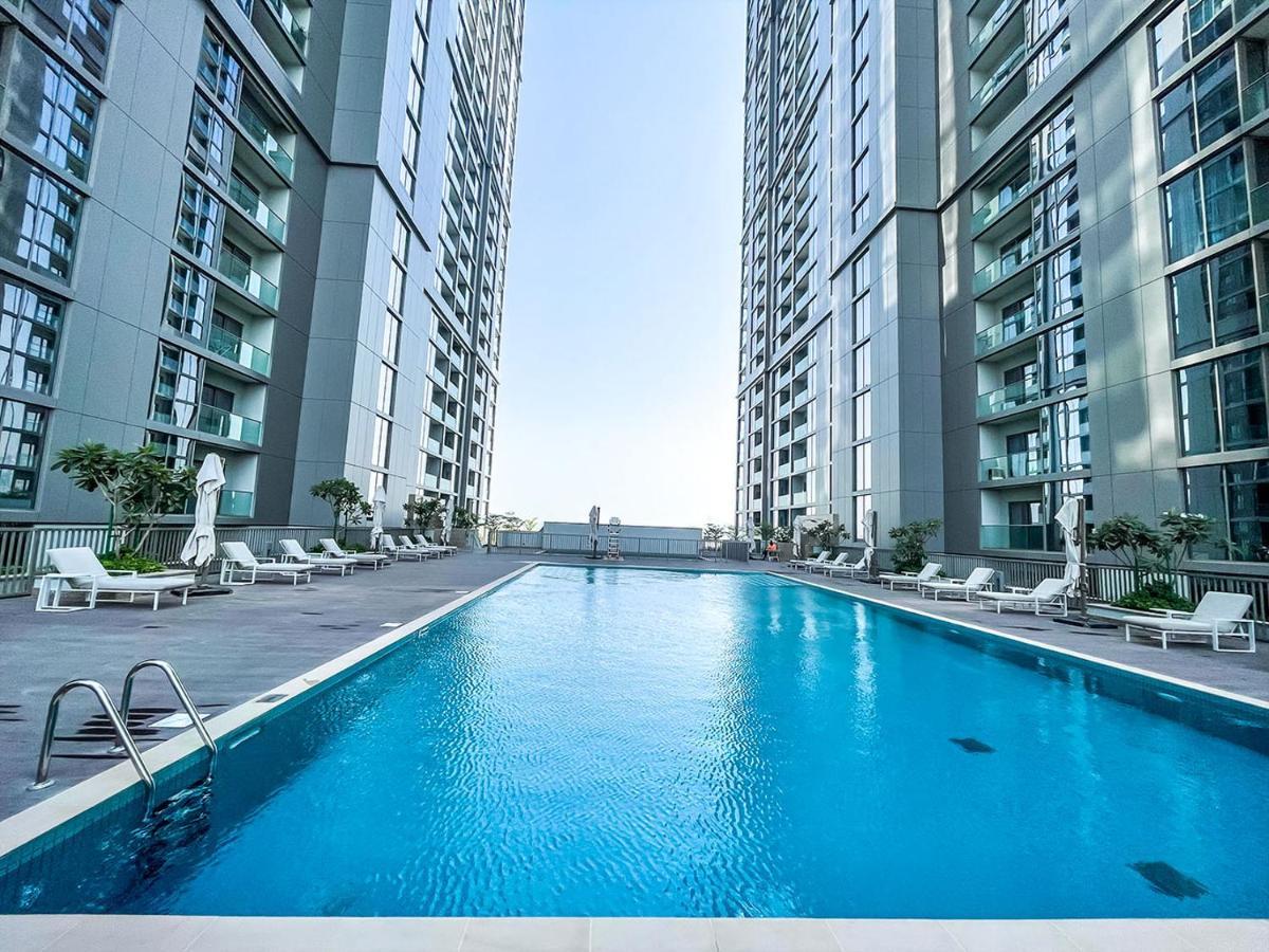 Stay By Latinem Luxury 2Br Holiday Home Cv B2513 Near Burj Khalifa 두바이 외부 사진
