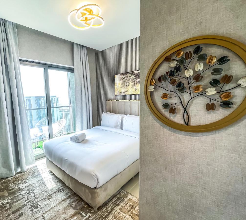 Stay By Latinem Luxury 2Br Holiday Home Cv B2513 Near Burj Khalifa 두바이 외부 사진