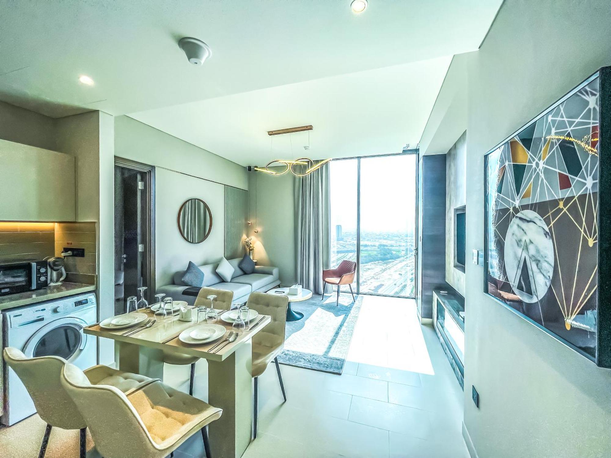 Stay By Latinem Luxury 2Br Holiday Home Cv B2513 Near Burj Khalifa 두바이 외부 사진